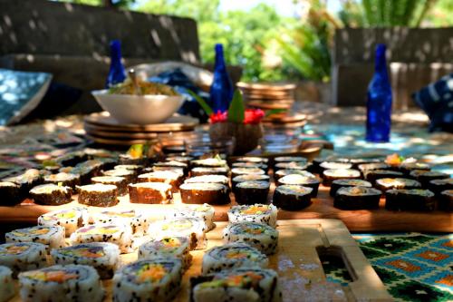 อาหารและเครื่องดื่ม, Salty's Kitesurf Village in คีลิฟิ