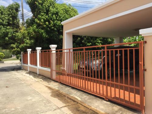 宽敞明亮，舒适安静，是一家人或好朋友首选度假别墅。 宽敞明亮，舒适安静，是一家人或好朋友首选度假别墅。