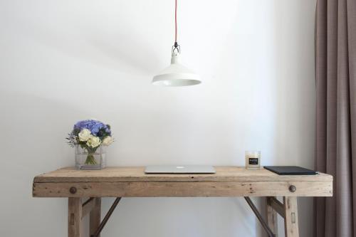 9Hotel Central - image 7