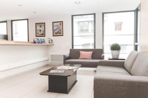 Terres de France - Appart'Hotel Quimper Bretagne - image 14