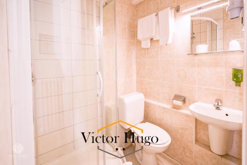 Hôtel Victor Hugo Lorient - image 2