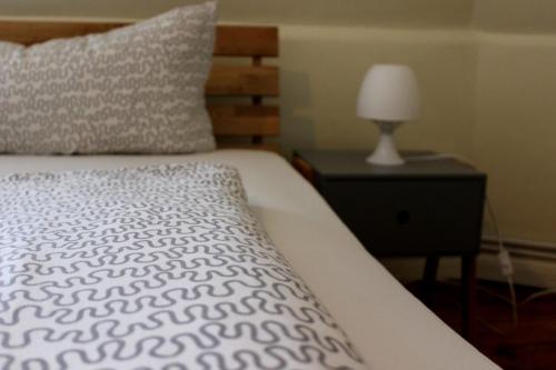 1 twin bed