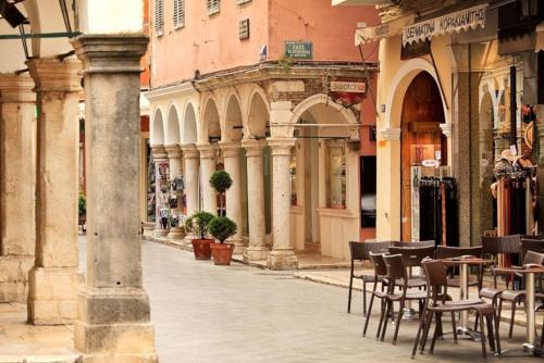 DOWNTOWN CORFU TOWN