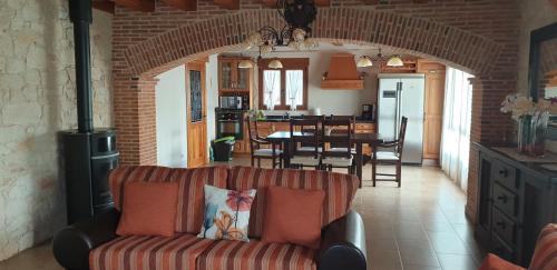 CASA RURAL EL PILON in Torre Val De San Pedro