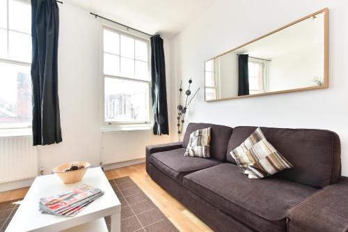 Regents Canal Apartments, Londýn (fotografie 7)