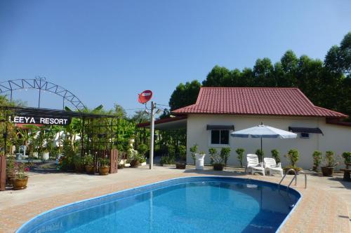 . 1 bedroom pool Villa Tropical fruit garden Fast Wifi Smart Tv