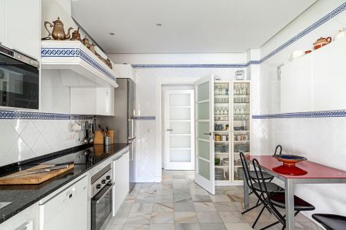 Konyha, Villa Con Encanto Cerca De La Playa in Cabo Roche