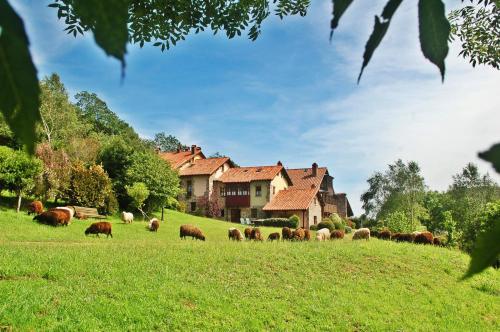 La Montaña Mágica Hotel Rural, Vibaño bei La Pesa