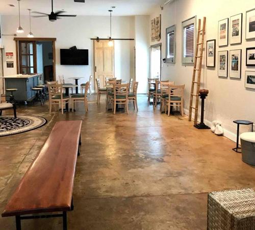 Events Lounge @ The Space by Gulf Life - Houses for Rent in Pensacola - image 3