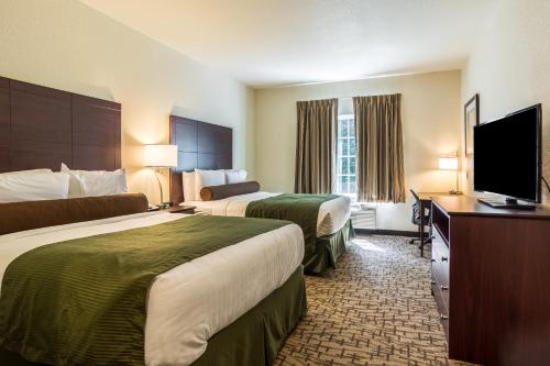 Cobblestone Hotel & Suites - Greenville