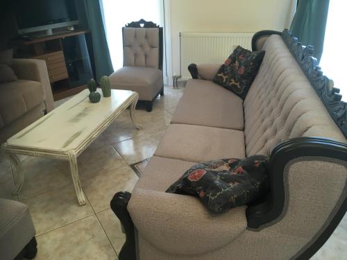  Zigres House in Kalambaka