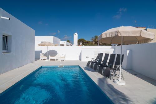  Villa Garasa, Pension in Cala Blanca