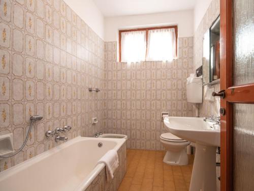Bathroom, Portese in San Felice del Benaco