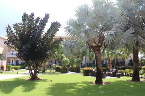 The Grand Caymanian Resort photo 2