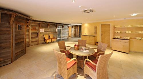 Gyógyfürdő, Hotel Alpenrose aktiv & sport in Kuhtai