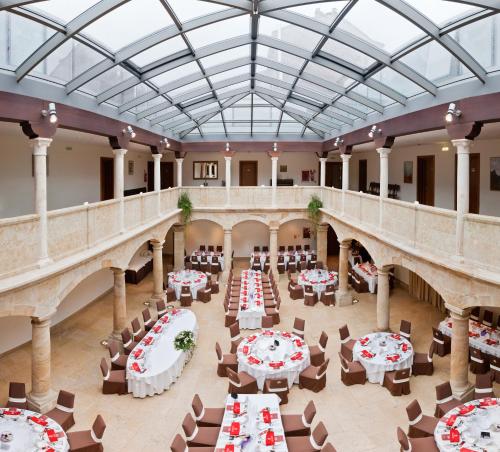 Étterem, Hotel Palacio de Meras in Tineo