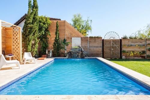  Casa Balcón - Sólo Familias, Pension in Los Caños de Meca