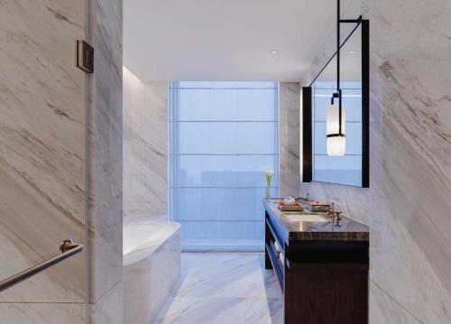 227036546 Park Hyatt Shenzhen