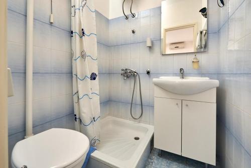 Triple Room Trogir 13102b - image 14