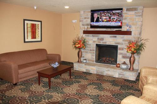 Castle Rock Inn & Suites - Quinter