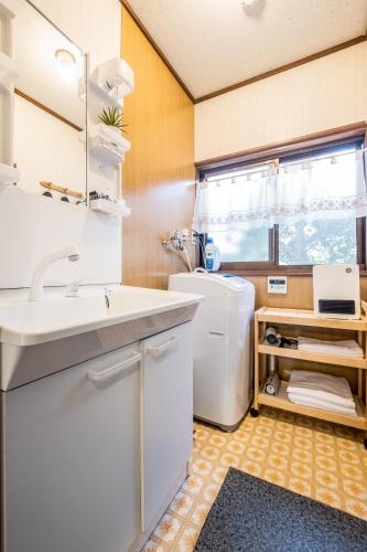 Bathroom, Classic Japan Living ASAMA in Fujikawaguchiko