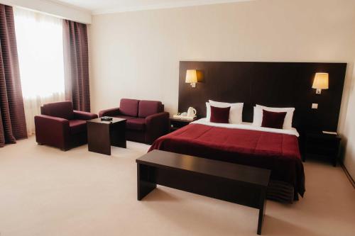 Avrora Business Hotel and Spa