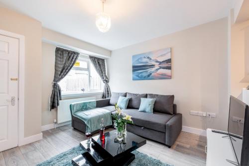 Modern 2-Bed, 2-Bath Bungalow, Dartford (foto 4)