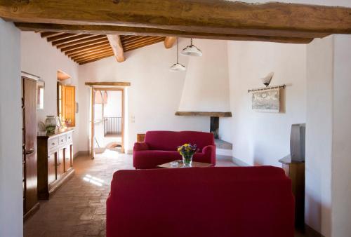 Book the Three-Bedroom Apartment Three-Bedroom Apartment