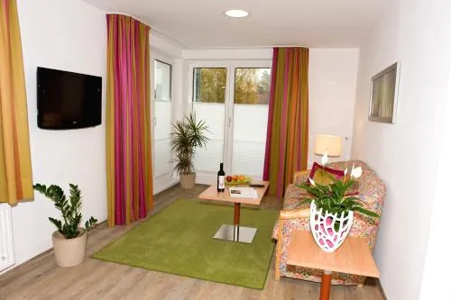 Ferienwohnungen - Boarding Wohnungen Sonnenhof in Lenzing, Österreich
