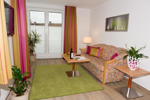 Ferienwohnungen - Boarding Wohnungen Sonnenhof in Lenzing