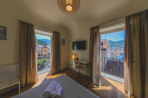 B&B Cefalù Design Suites – Cefalu, CA