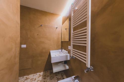 B&B Cefalù Design Suites – Cefalu, CA