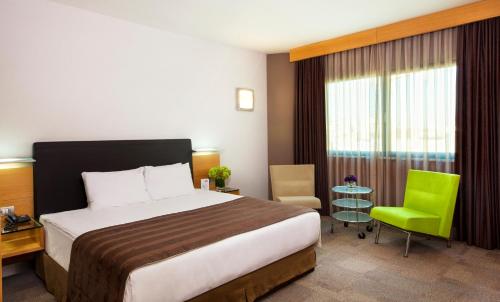Point Hotel Taksim - image 2