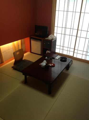 Japanese-Style Standard Room image 10
