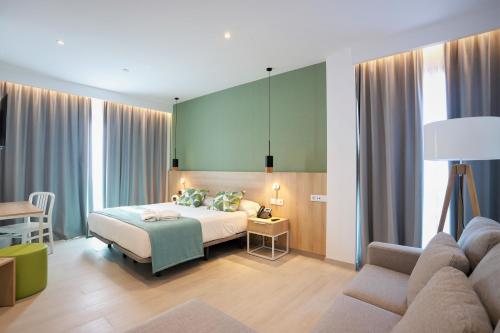 Hotel Seasun Aniram - image 12