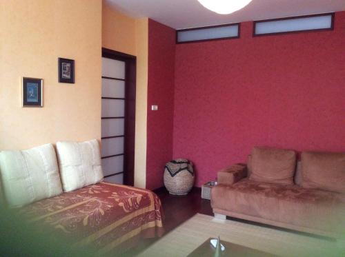  Beautiful, exotic 2 room flat with balcony and air-con in Komárom in Komárom