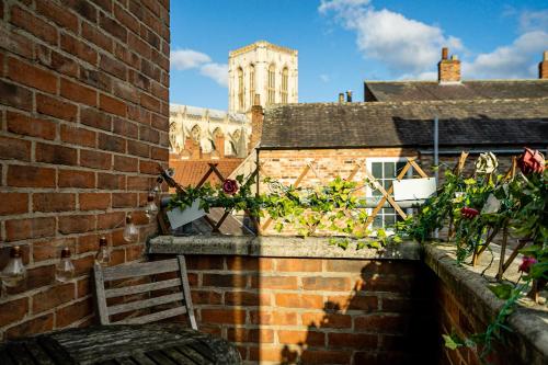 Picture of 12 Stonegate Court