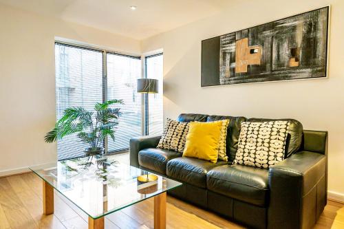 Picture of 12 Stonegate Court