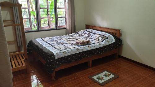 1 queen bed