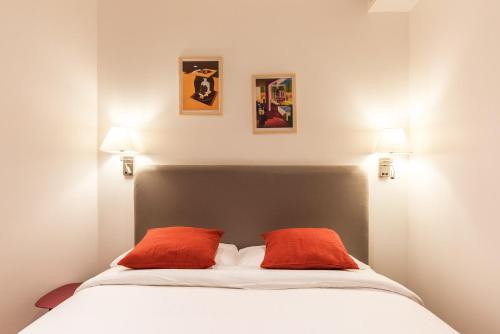 Design & New Loft in heart of Paris - Tap to explore photos