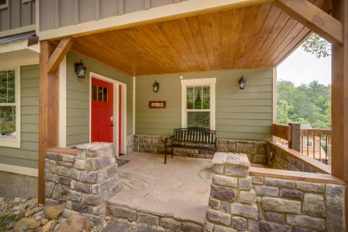 Swimmin' in the Smokies chalet - image 8