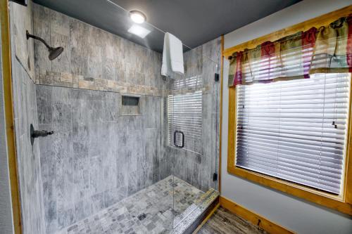 Cherokee Cottage chalet - image 3