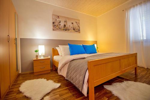 Holiday Home Vedrana in Zvečanje