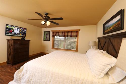 Firefly Nights chalet - image 3