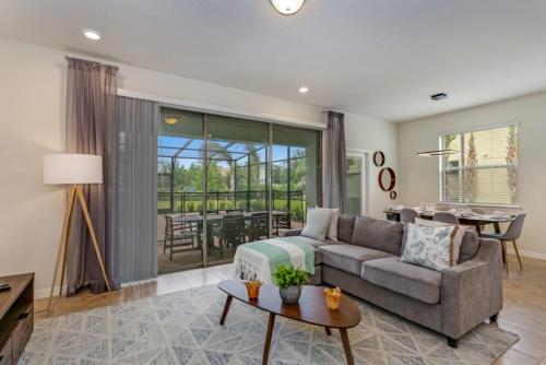 Luxury 5 Bedroom Townhome on Solterra Resort Orlando Townhome 3230 - main image