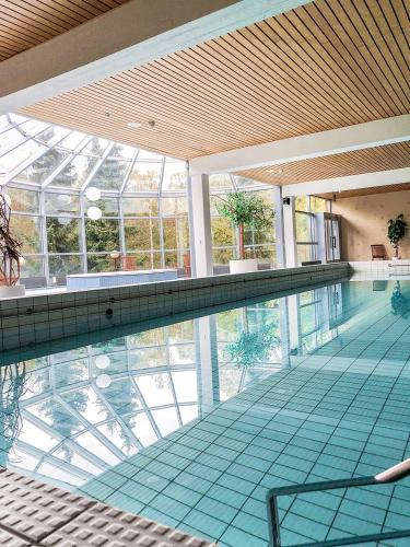 Πισίνα, Hotel Nuuksio - Conferences and events in Espoo
