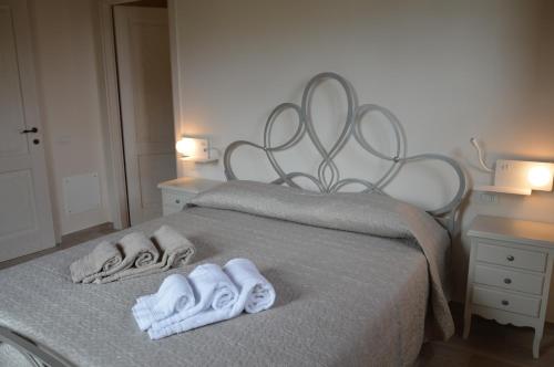 Le Bozze "Casa Olivo"con piscina, WI-FI