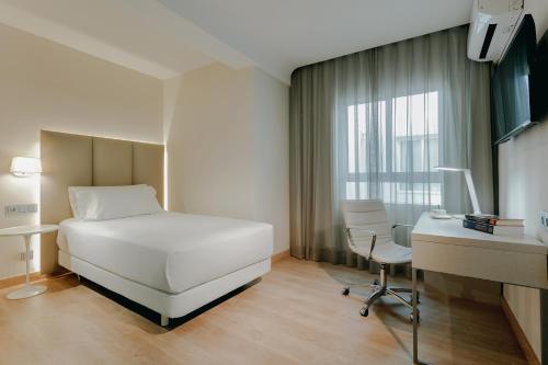 Hesperia Murcia Centro - image 3