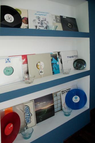 Emily Villas - image 10