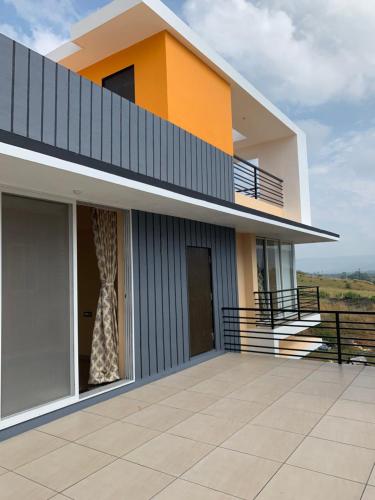 ROYAL MEADOWS - IGATPURI Bungalow B